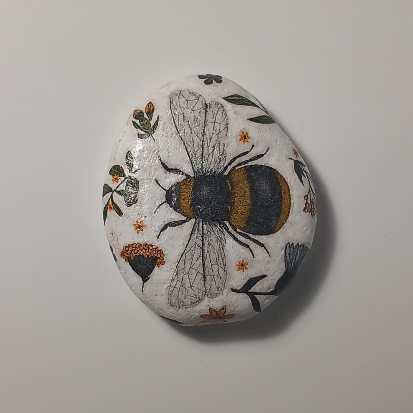 Pisapapeles abeja reina